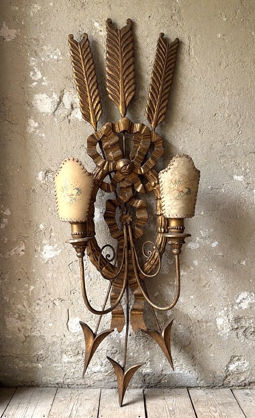 Applique da parete in ferro dorato e legno foglia oro – stile Luigi XVI