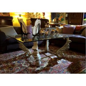 Tavolo da fumo con fregi lignei del XVIII secolo