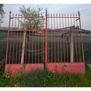 Cancello in ferro battuto primi ’900 con passaggio pedonale separato