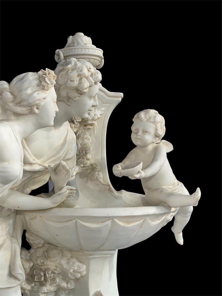 Gruppo scultoreo in biscuit – Scena galante alla fontana, XIX secolo-photo-3