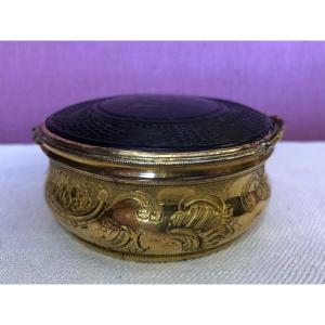 Golden And Tortoiseshell Ponponne Box, Louis XV, 13th Century 