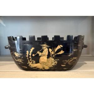 Lacquered Wooden Cooler, Chinese-style Decoration, 19th Century