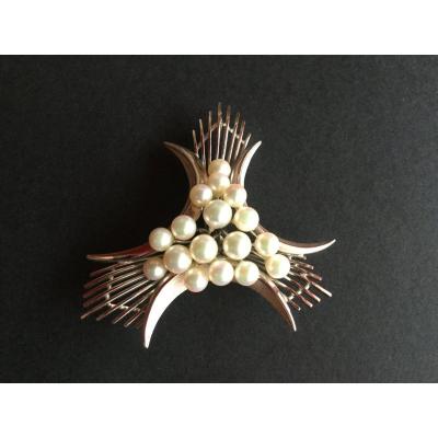 Cultured Pearl Pendant In Silver