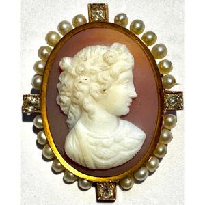 Agate Cameo Brooch 