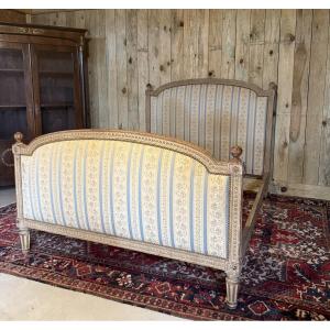 Louis XVI Style Bed In Painted Wood. 
