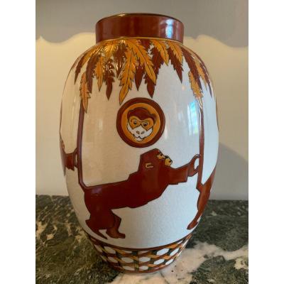 Monkey Vase. The Louvière.