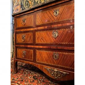 18th Century Transition Commode In Marquetry.