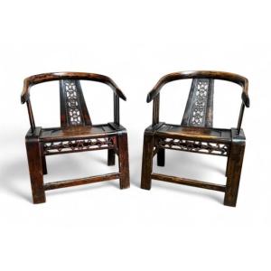 Pair Of Horseshoe-backed Armchairs, China, Qing Dynasty, 19th Century