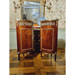Louis XVI Corners Circa 1780 H. 108 Cm, D.37 Cm