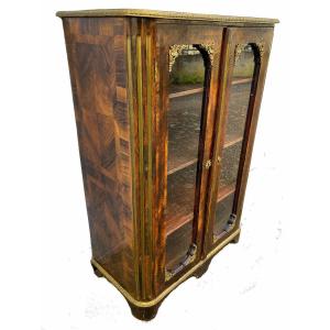 Regency Display Case Circa 1720 H.131 Cm, W.90 Cm, D.47 Cm  