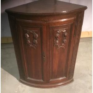18th Century Oak Corner Cabinet
