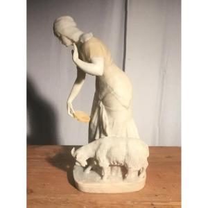 Pugi Sculpture