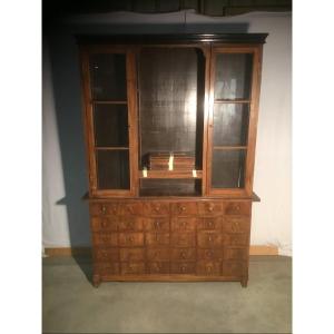 Apothecary's Library