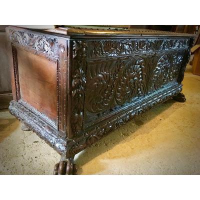 XVIth Century Cassone Chest In Walnut