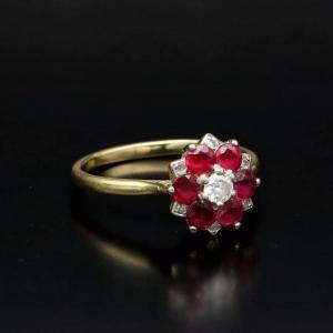  Vintage 18ct White Gold Ruby & Diamond Flower Cluster Ring