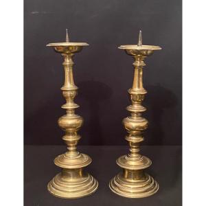 An Impressive Pair Of Baluster Pricket Candlesticks In Bronze Circa 17th Century