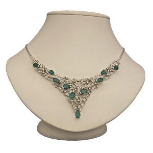 A Fine Quality Vintage Emerald & Diamond Necklace Solid 14ct White Gold
