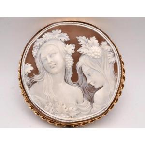 Antique Shell Carved Cameo Mounted On 9ct Gold Detailed Mount