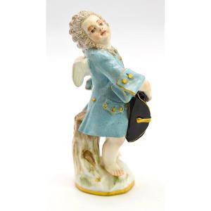 Meissen Angel/cherub Of A 18c German Figurine Holding A Tricorne Hat