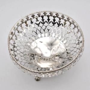 Three Footed Lattice/pierced Solid Silver Bowl By Fenton, Russell & Co Ltd 1924