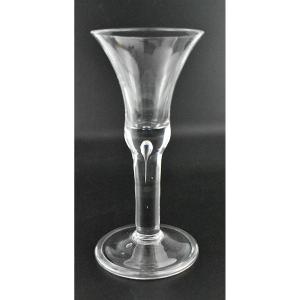 Rare 18th Century Georgian Wine Glass With Plain Stem & Air Tear