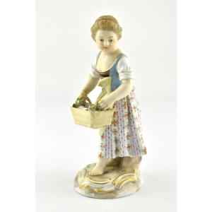 Antique Meissen Porcelain Figurine Of A Girl With Flower Basket