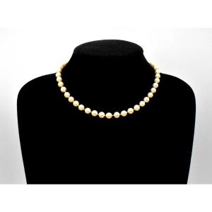 A Mid Century 16" Pearl Necklet With Feature 6 Seed Pearls & Ruby Clasp 1950's