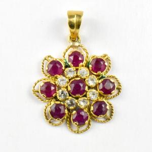 A Vintage Ruby & White Sapphire Cluster Pendant In 18kt Yellow Gold Pendant