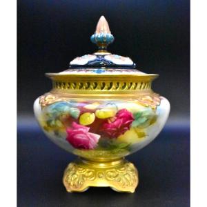 1868 Royal Worcester Porcelain Hand-painted Pot Pourri Vase
