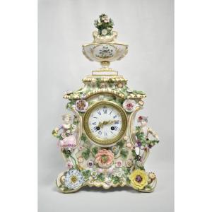 1880 (circa) French Meissen Porcelain Mantel Clock