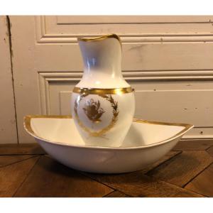Ewer And Its Empire Basin In Paris Porcelain, XIXth Century