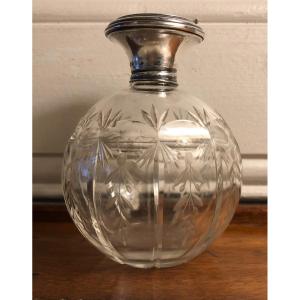Perfume Bottle In Cut Crystal And Silver Circa 1900