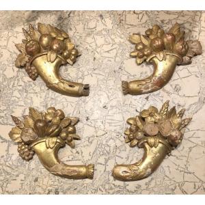 Set Of 4 Cornucopias In Carved And Gilded Wood