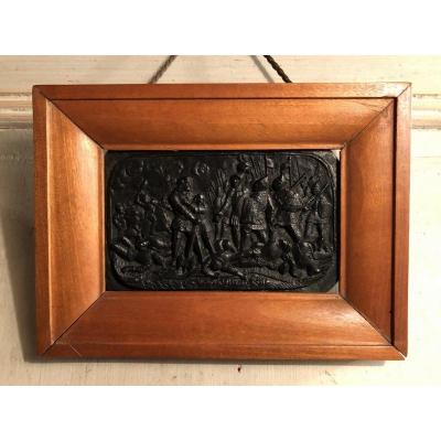 Bronze  "scene De Bataille Moyenâgeuse" En Bas Relief Patiné XIX° Siècle