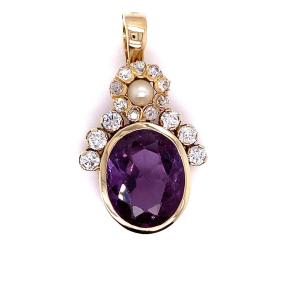 Handcrafted 12 Carat Oval Amethyst Surrounded By 15 Vic Cut Diamonds