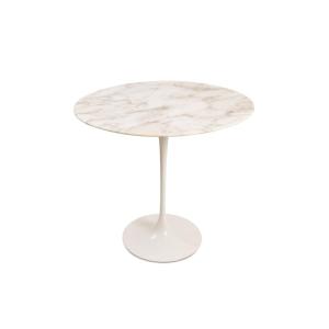 Eero Saarinen, For Knoll International. Oval “tulip” Side Table. Circa 1950 Ls6752605