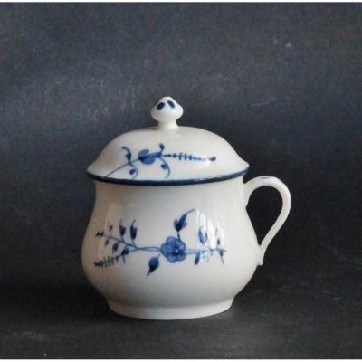 Chantilly, Pot à Jus.