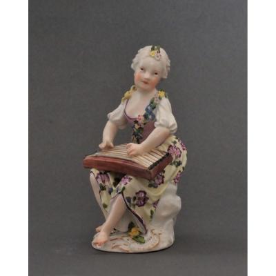 Meissen Musician Zither Or Yangqin