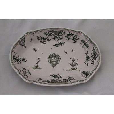Moustiers, Oblong Dish.