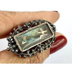 Miniature Brooch And Fine Pearls On Silver And Vermeil 