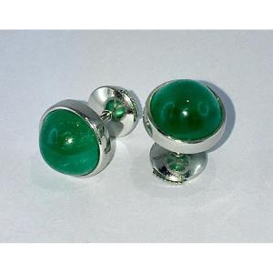 Flea Earrings / Emerald Cabochon Round Studs Set On White Gold