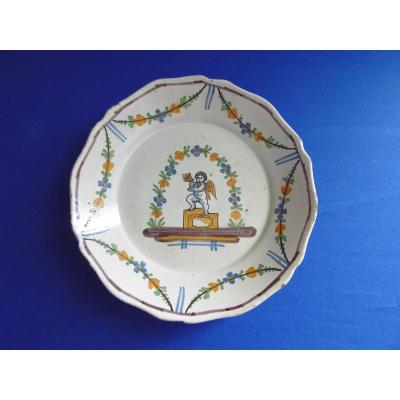 Plate - Auxerre (yonne)