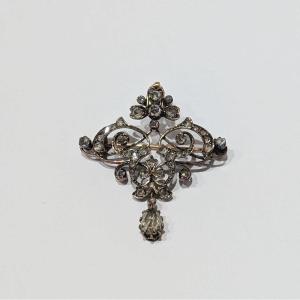 Antique Brooch From The 1870s, Rose Cut Diamonds And 18 Carat Gold.