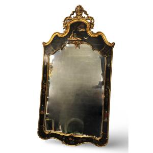 Louis XV Style Lacquered Mirror With Chinoiserie