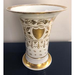 Cornet Vase