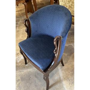 Swan Gondola Chair 
