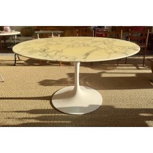 Knoll Round Tulip Dining Table – Marble Top