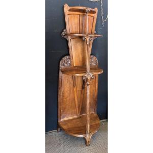 Important Art Nouveau Sellette