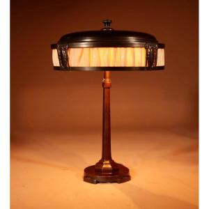 Jugendstil / Art Deco Very Stylish Table Lamp Possibly North American.