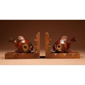 Black Forest Pair Of Amusing Carved Goldfish Bookends Circa 1900-20